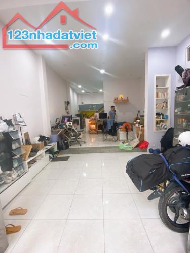 Nhà KV Lữ Gia – Trần Văn Hoàng – hàng xóm Quận 10, 46m2. 4x11, hẻm nhựa ô tô - giá bất ngờ - 1