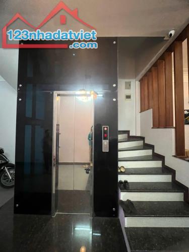 Bán liền kề mặt đường đôi KĐT Văn Khê - thang máy - kinh doanh - 82.5m2, mt 5m, giá 2x tỷ - 2