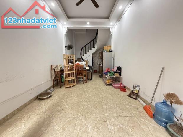 Bán Nhà Đẹp Cương Kiên 36m*5 Tầng, Khoảng 5 TỷSĐT: 0972 078 667 - 1