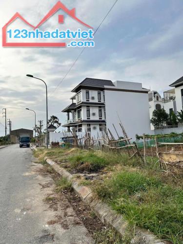 Bán 2 lô biệt thự mặt Võ Văn Tần, view sông, ph Tân Bình, TP HD, 245m2, vị trí đẹp giá tốt - 3