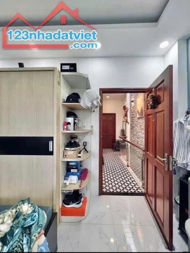 Bán nhà P15, Tân Bình 4.2x22m-4 tầng vuông vức, HXH - gần Trường Chinh, chỉ 8 tỷ - 3