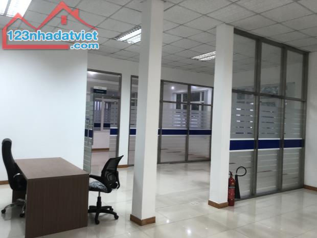 Cho thuê kho xưởng 2500m2, 3500m2 Phản Huy Ích, Tân Bình - 1