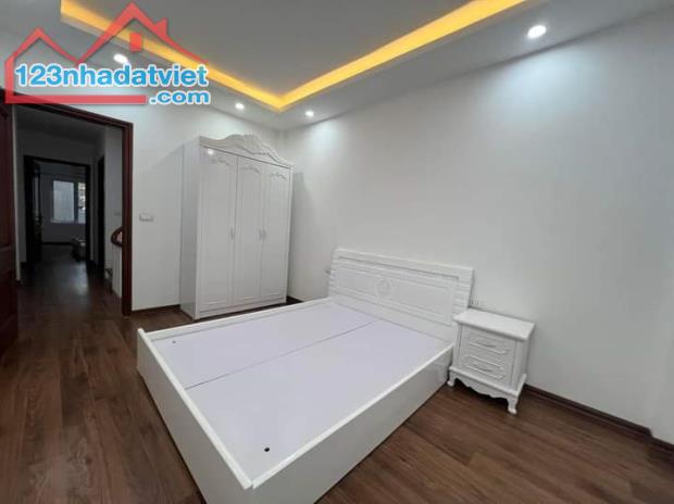 Nhà 5 tầng Đội Cấn 48m chào 9.5 tỷ Ba Đình Hà Nội 8 phòng căn hộ dòng tiền trung tâm thủ đ - 1