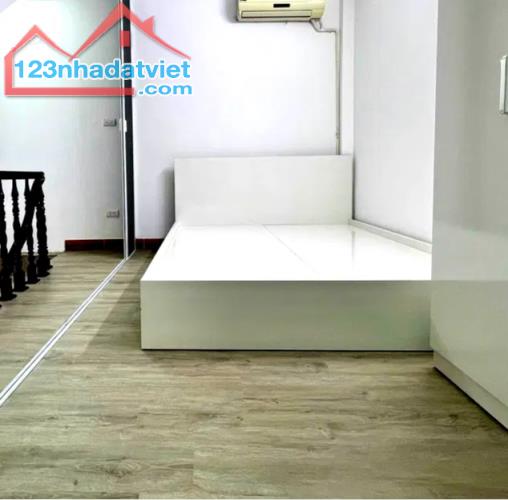 Chính chủ cần bán căn 20m2, 4 tầng, sổ riêng, hót hít Hai Bà Trưng nhỉnh 3 tỷ - 1