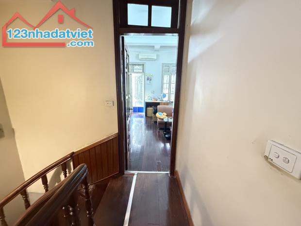 BÁN NHÀ PHỐ MAI DỊCH – PHÂN LÔ – OTO DT 60M2 X 5T GIÁ 15T LH: 0949859830. - 2