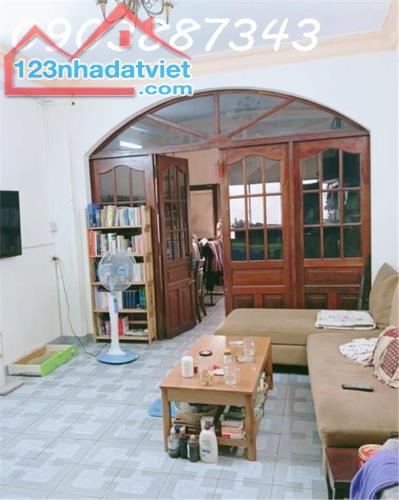 Bán Nhà MT Đường Nguyễn Kiệm - Quận Phú Nhuận - 5 Tầng- 80m2 - Nhỉnh 16Tỷ  .