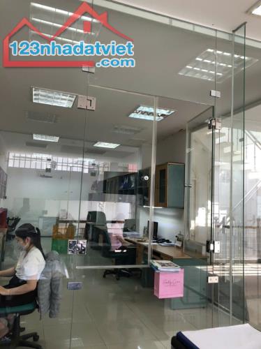 Bán căn nhà showroom HOÀNG DIỆU - phường Phước Ninh ngay trung tâm phố - 4