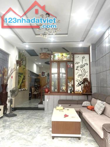 🏩 Bán nhà 3 tầng mt Nguyễn Huy Tự, 77m2, 3.29 tỷ tl