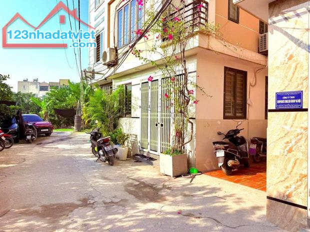 Bán nhà Ỷ La – Lê Trọng Tấn, quận Hà Đông, 4 tầng, ô tô đỗ cửa, nhỉnh 5 tỷ