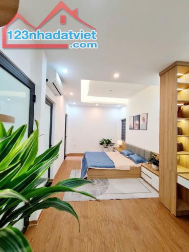 CHỈ 6 TỶ - 40M2 NGÕ 172 ÂU CƠ - 5T KHUNG CỘT - 2 THOÁNG - KINH DOANH - Ô TÔ - 0983458219