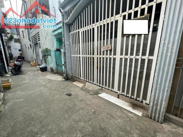 Bán nhà Hẻm xe hơi Khu Tân Quý 4 x 17m, 4,9 tỷ, 76m², 3PN