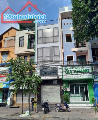 Bán nhà mặt tiền Trường Chinh, Sài Gòn 80m2-4 tầng, nhỉnh 13 tỷ