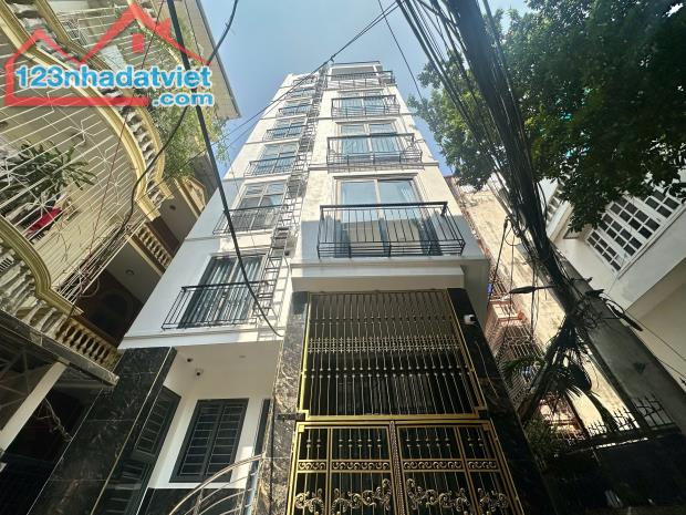 (Siêu Phẩm) Tòa Apartment 3 mặt thoáng 62m2 tại Đường Bưởi - Dòng tiền 1,9 tỷ/năm - Tin