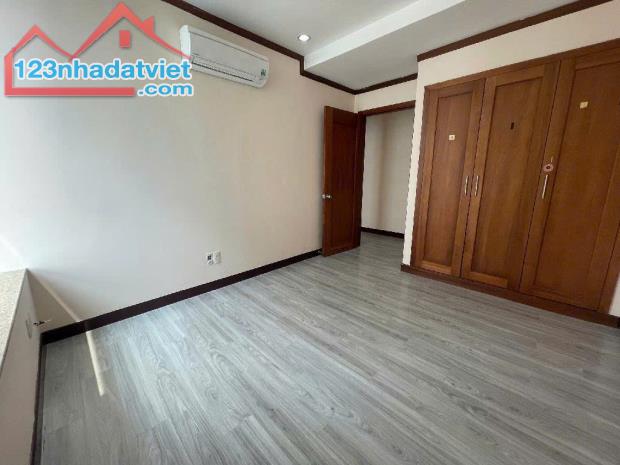 Bán Gấp Căn Hộ  CC HAGL Gold House, Lê Văn Lương, Phước Kiển, 105m2, 3 PN 2WC, Chỉ 3tỷ6 - 3