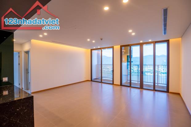 Sam Towers view sông Hàn Đà Nẵng giá 3.7 tỷ/căn có nội thất