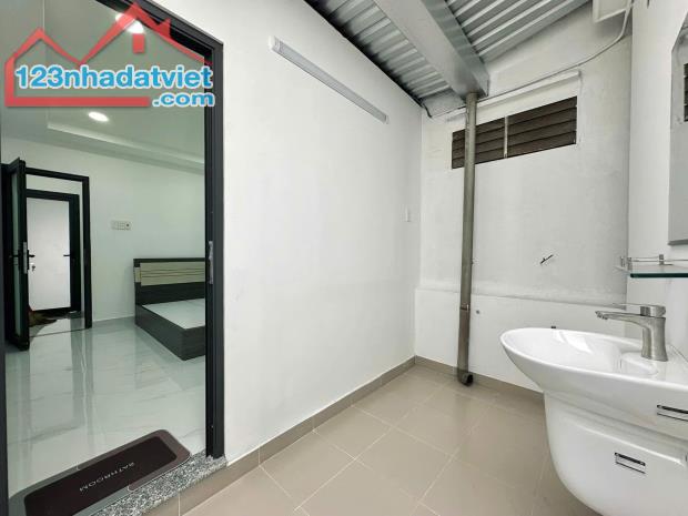 Bán nhà Trường Chinh Phường 12 Tân Bình 51m2, HXH, 4 tầng, giá 5,3 tỷ TL - 4