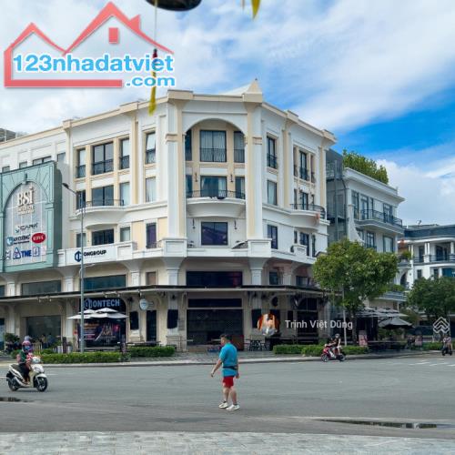 Sở hữu nhà đẹp đón tết 2025 chỉ 1 tỷ vị trí đắc địa, gần Gigamall - Thủ Đức sát trung tâm