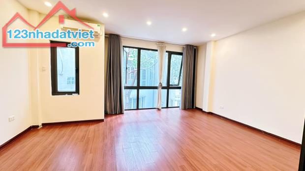 Hiếm!Bán gấp nhà phố Mỹ Đình – Thiên Hiền 62m2 x 5T, Ôtô kinh doanh, giá 11.2 tỷ - 2