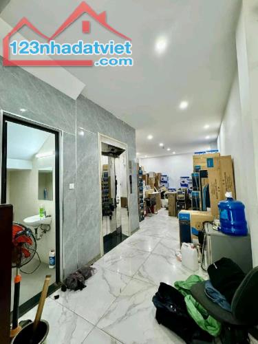 Bán nhà mặt đường vành đai 3.5 Văn Khê, sổ 100m2, MT6m, vỉa hè siêu rộng, chỉ 37 tỷ - 2