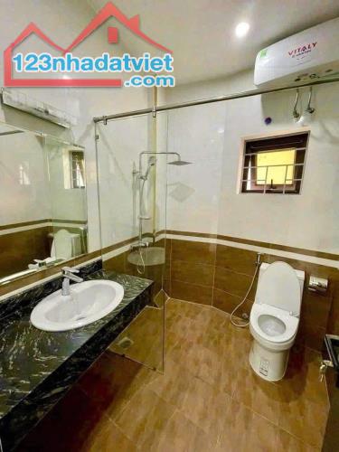 BÀN HIẾM XUÂN LA -TÂY HỒ 41M 6TẦNG MT 5M GIÁ NHỈNH 11 TỶ - PHÂN LÔ CÁN BỘ - GARA Ô TÔ - 4