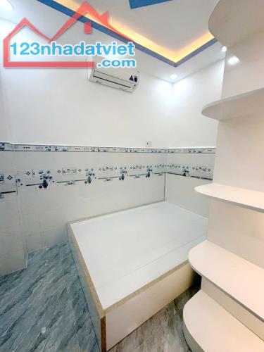 Nhà 32.2m2 cách mặt tiền Nguyễn Duy 20m P12Q8 - 2