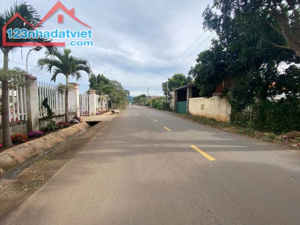 Bán nhà gần nhà thờ An Hoà Liên Hiệp Đức Trọng, cách sân bay Liên khương 3km giá chỉ 6tr/m - 1