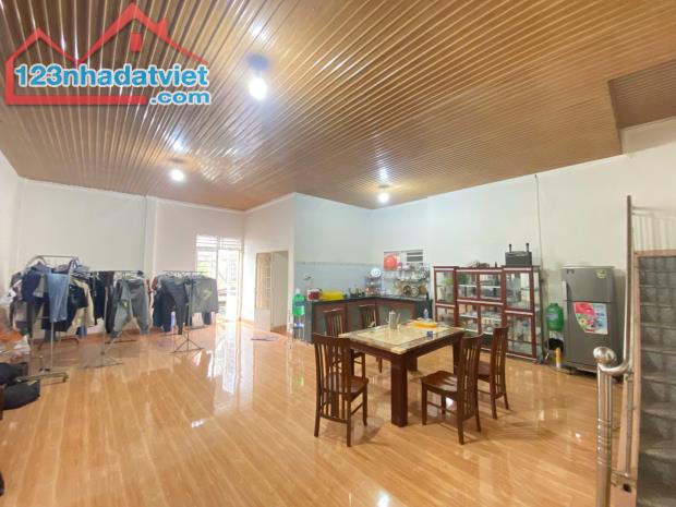 Bán nhà gần nhà thờ An Hoà Liên Hiệp Đức Trọng, cách sân bay Liên khương 3km giá chỉ 6tr/m - 3