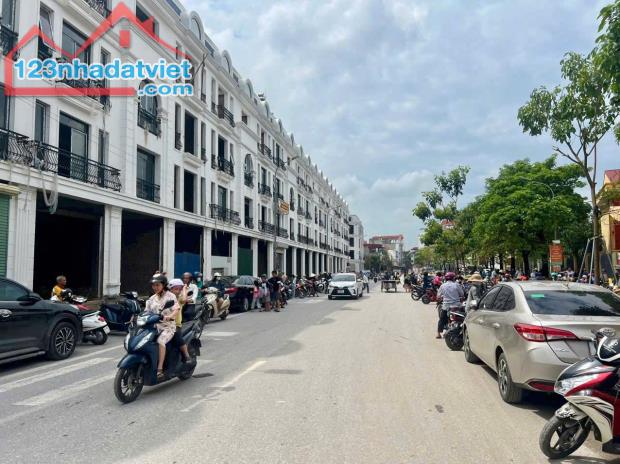 Hiếm bán nhà view công viên tại khu nhà ở Phúc Thành, Mỹ Hào, Hưng Yên - 2