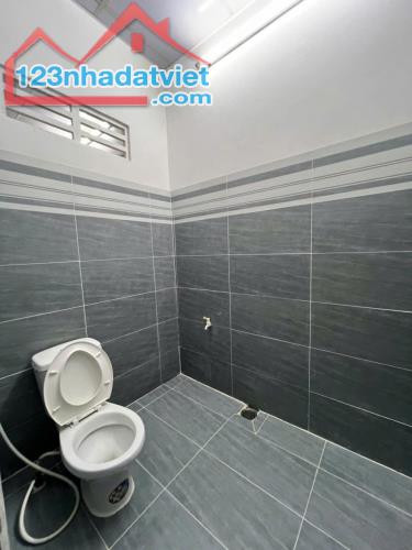 Bán nhà mặt tiền đường Nguyễn Lộ Trạch - KDC Vĩnh lợi - tp RGiá - KG( OTO , XE TẢI VI VU ) - 4