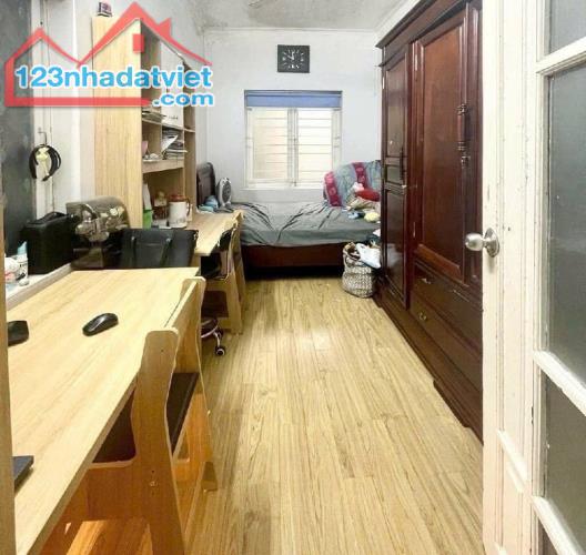 BÁN NHÀ KHÂM THIÊN - Ô CHỢ DỪA, 27M2 3T 5,3 TỶ, 20M RA PHỐ, NGÕ THÔNG THOÁNG, AN SINH VIP - 1