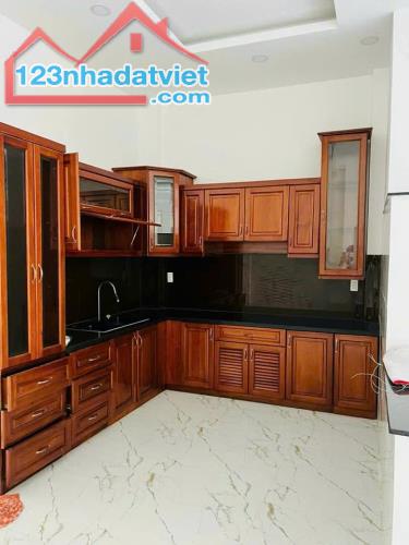 Gần JAMONA, Xe hơi trong nhà,mới đẹp lung linh với 3PN 82m2 chỉ hơn 5T - 2