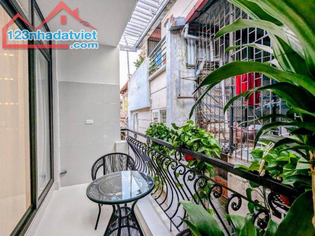 Bán Nhà Hoàng Tích Trí 43m² 5T 15.8 tỷ 2 ôtô tránh thoải mái còn duy nhất 1 căn - 2