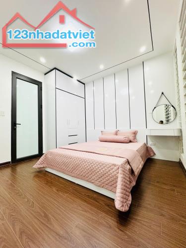 Bán Nhà Phố Vũ Trọng Phụng 23/25m2 x 5 tầng, nhà mới kính koong ful nội thất với 3 phòng - 2