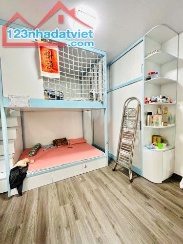 Âu Cơ - Tây Hồ - 10m ô tô tránh đỗ - Kinh doanh - Nhà đẹp đón tết - 32m - Chào 2.1 tỷ có T - 2