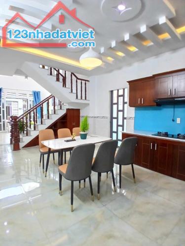 BÁN NHÀ🏘️ HIỆP THÀNH - KHU PHÂN LÔ NHÀ GIÀU - Q12 - Gần Chợ Hiệp Thành ♦️Hẻm xe tải đỗ cử - 4