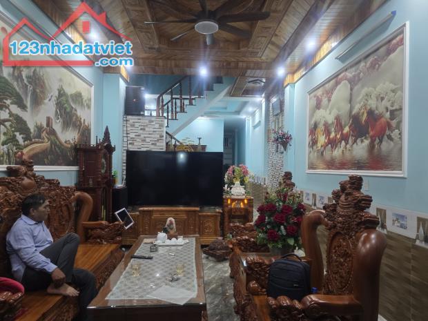 🏡 nhà 3 tầng - 4 phòng ngủ - đậu xe hơi - giá chỉ 4,35 tỷ 💥 - 1