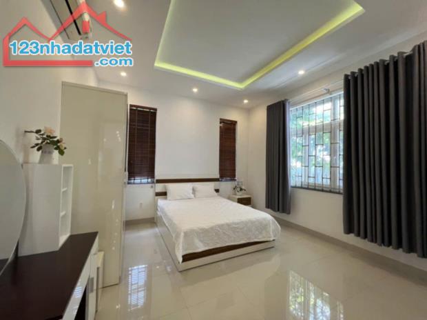 Biệt thự biển AN VIÊN, NHA TRANG, DT 264 m2, xây 1 hầm 3 tầng, sổ hồng hoàn công, bán 29 T - 3