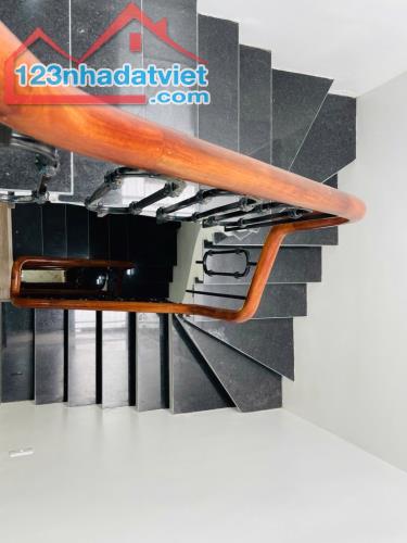 Bán nhà Văn Chương, 40m2 5T 6,65 tỷ, Full nội Thất, 1 nhà ra hồ, oto đỗ gần, Ở NGAY - 3