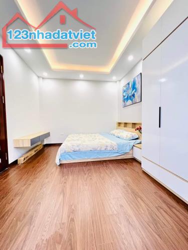 [Ô tô] Bán nhà Nguyễn Xiển, 50m2x5T, MT 5m, Giá 11.6 tỷ, KD - 1