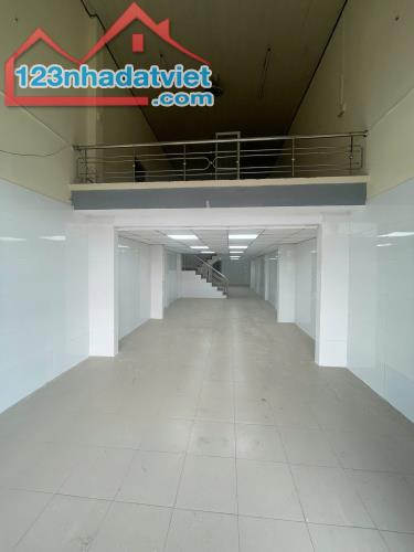 CHO THUÊ NHÀ 2TẦNG 180M2, KINH DOANH MẶT TIỀN QL1A-TÔN ĐỨC THẮNG P.HÒA AN - 3