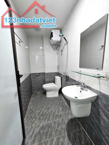 Bán nhà trong ngõ Định Công Thượng, 54m2, 7 tầng - 2