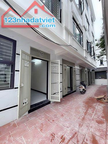 Bán nhà đẹp Đại Thành cách Hà Đông 3km, dt 44m2, 4 tầng mới xây, chỉ 3.35 tỷ vào ở ngay