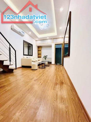 Nhà đẹp TT Kim Mã - Ba Đình - Lô góc - Ô tô tránh, 65m², 2 ngủ, 2wc full nội thất chỉ 3 tỷ - 1