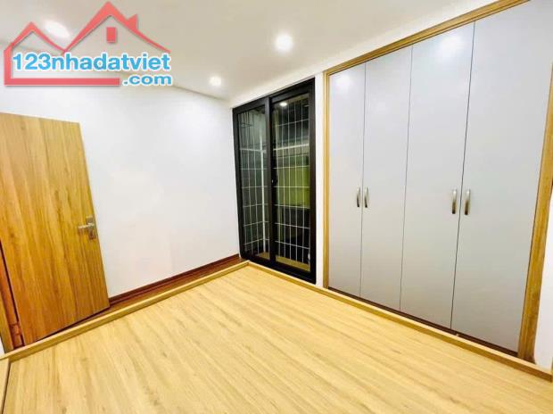 Nhà đẹp TT Kim Mã - Ba Đình - Lô góc - Ô tô tránh, 65m², 2 ngủ, 2wc full nội thất chỉ 3 tỷ - 4