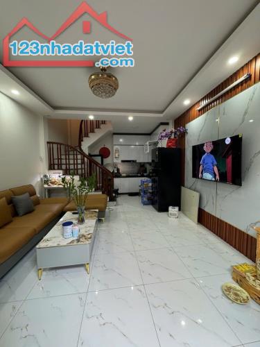 Bán nhà Miêu Nha ngõ 6, 35m2, 5 tầng, 5,2 tỷ, nhà mới xây hiện đại, vài bước ra Phố - 2