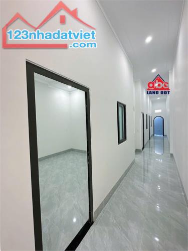 NP1077 bán nhà phố đẹp , gồm 3 phòng ngủ, thiết kế đẹp hiện đại, hàng xóm thân thiện - 4