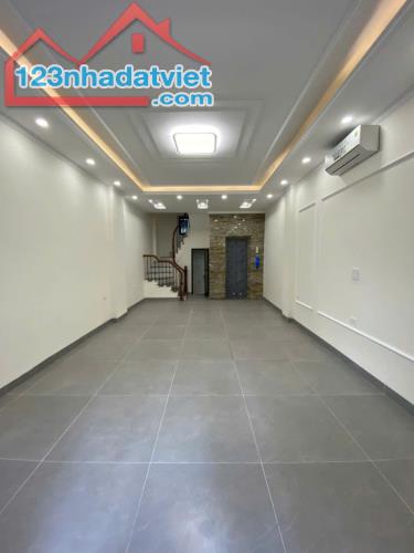 Mặt phố PHƯƠNG MAI, Đống Đa, 45m2 x 3 tầng thang máy, 25tr/th. - 1