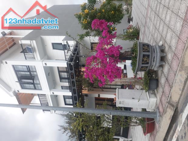 HOMESTAY Ở CAM RANH- CON GÀ ĐẺ TRỨNG VÀNG - 3