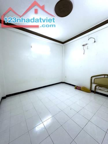 BÁN NHÀ GẦN ETOWN CỘNG HÒA, KHU VIP TÂN BÌNH, HXH THÔNG KD, GARA, SÁT MẶT TIỀN, 62Mx4P 9TỶ - 4