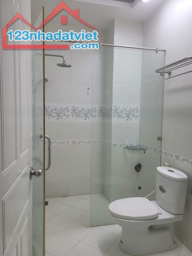 LÊ VĂN SỸ - QUẬN 3 - HẺM XE HƠI 8M - 84M2 - NGANG 4M - 4 TẦNG - 4PN - NHÀ MỚI, NHỈNH 20 TỶ - 3